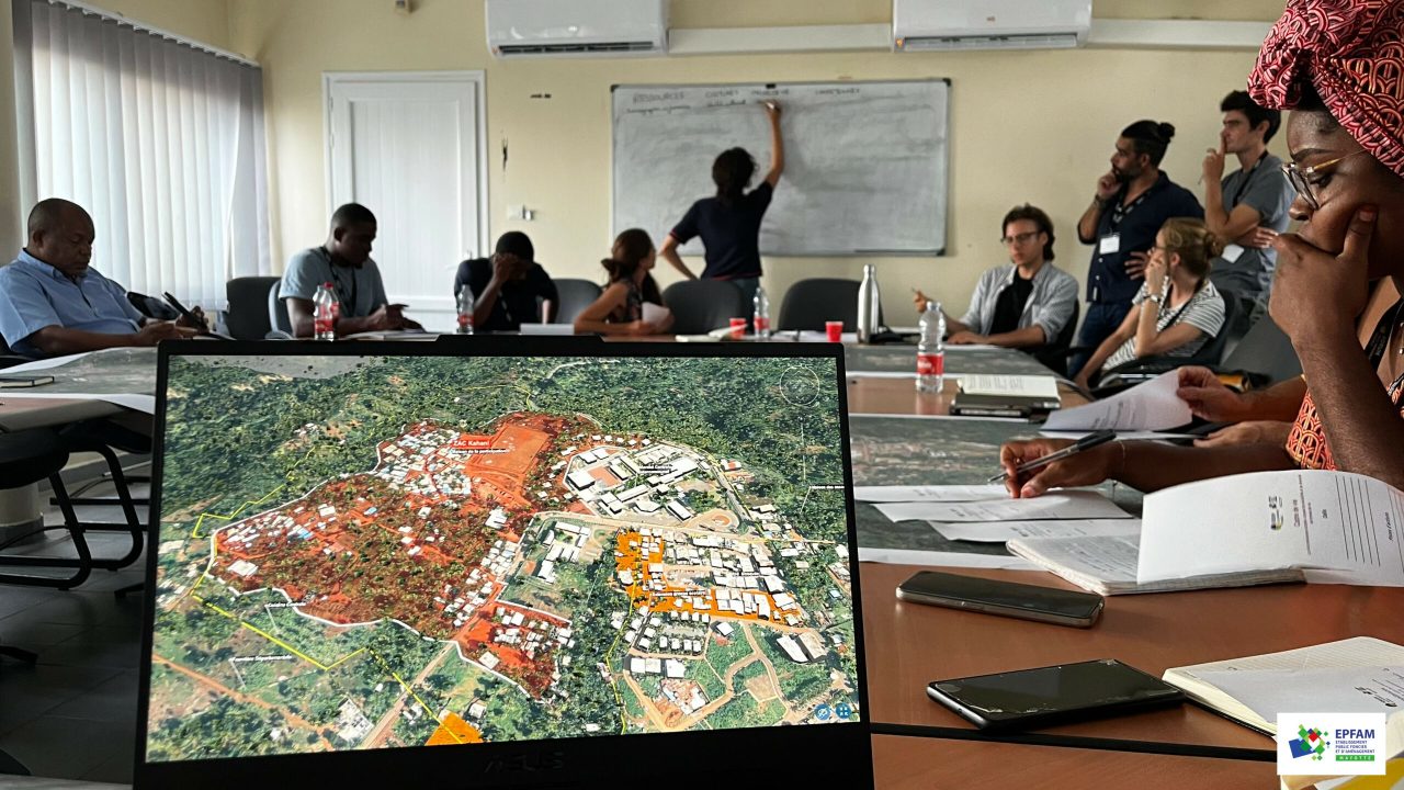 Atelierb Atelier d'étude sur l'aménagement urbain de la commune de Coconi organisé par l'EPFAM - 04/10/2024